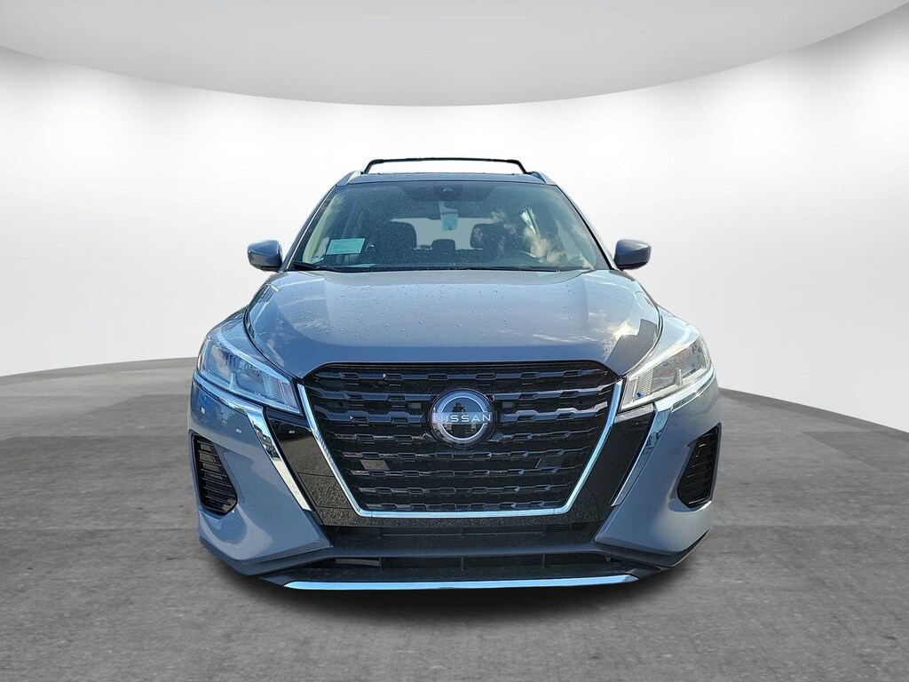 New 2024 Nissan Kicks SV SUV
