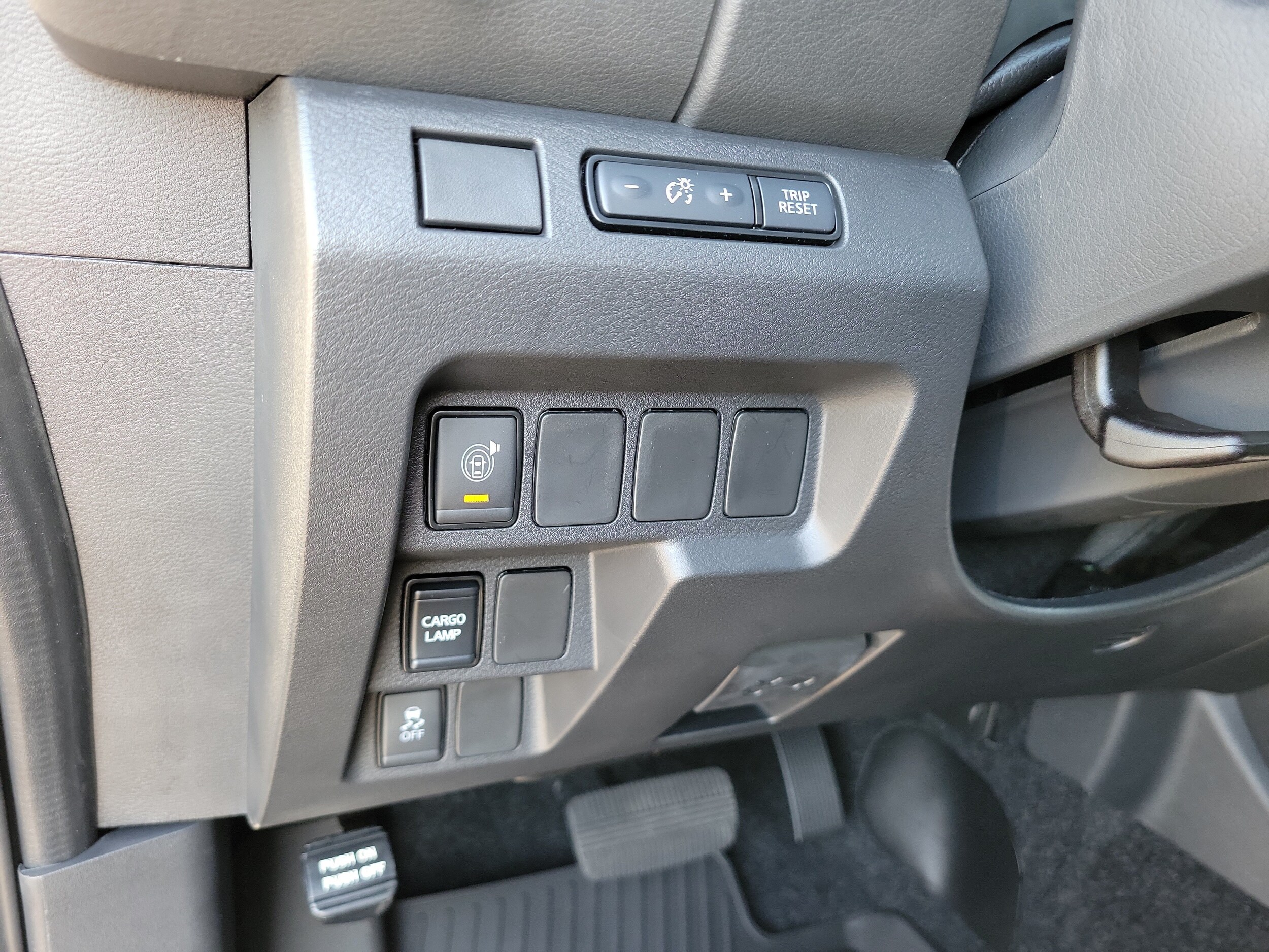 2026 Nissan Frontier SV - Photo 33