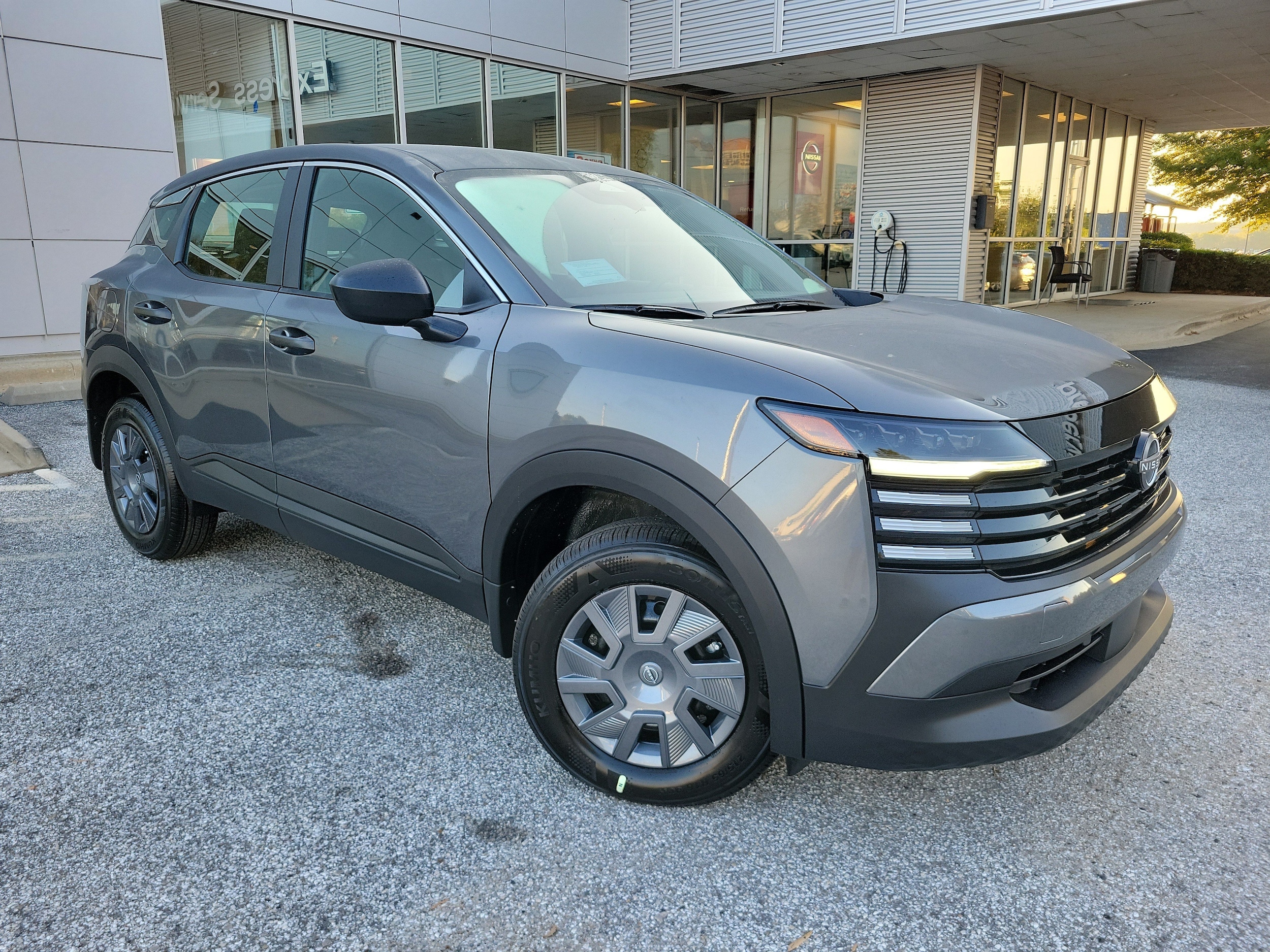 2027 Nissan Kicks S