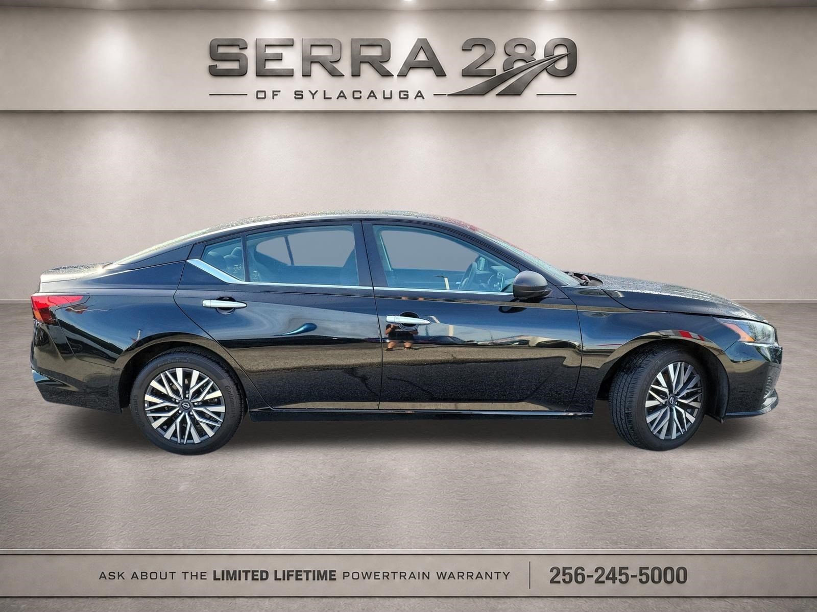 2025 Nissan Altima SV - Photo 4