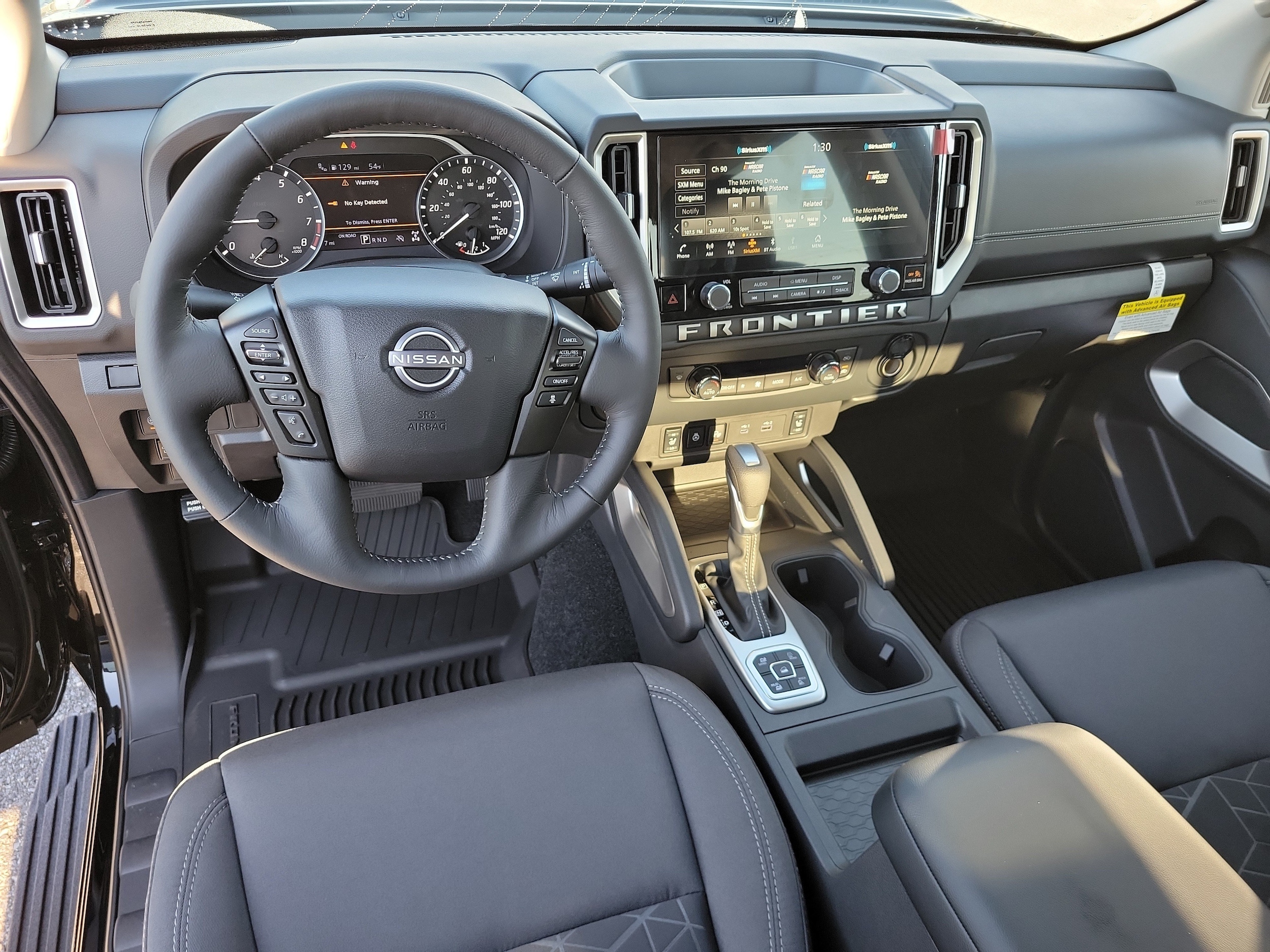 2026 Nissan Frontier SV - Photo 18