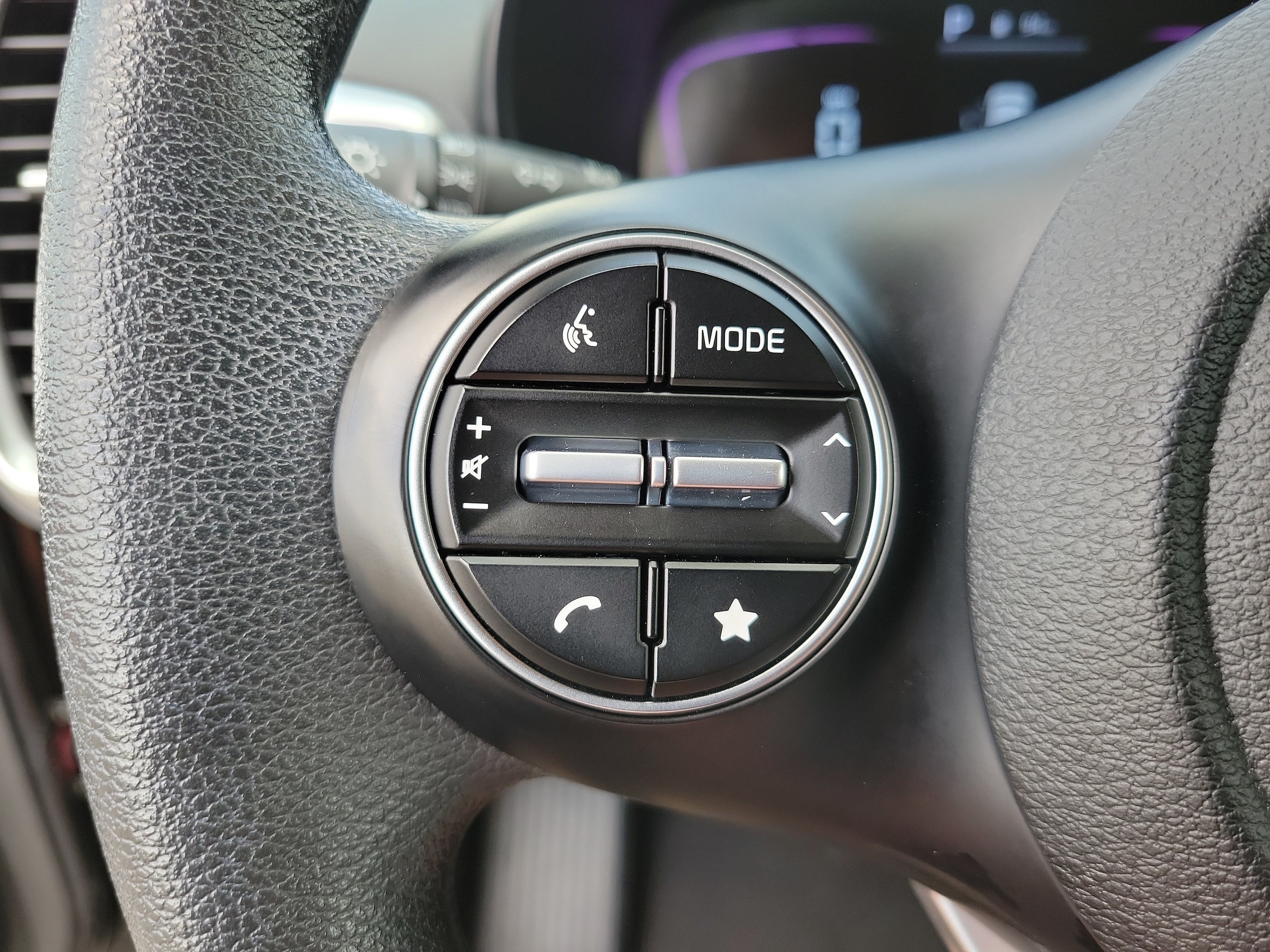 2025 Kia Soul LX - Photo 20