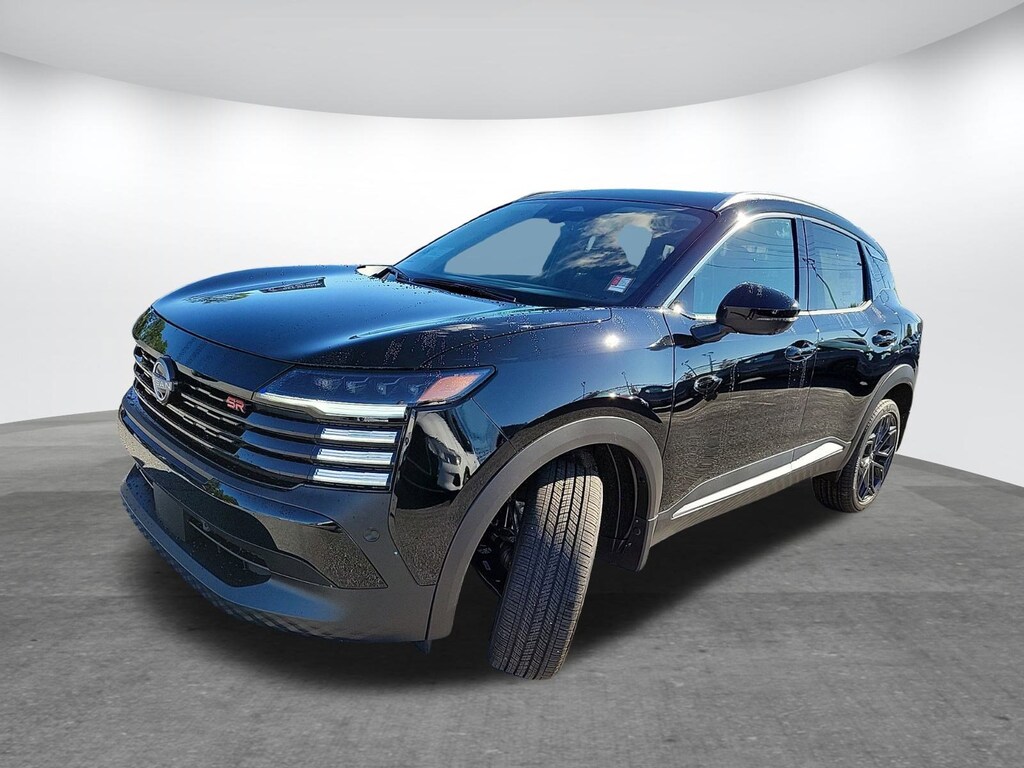 New 2025 Nissan Kicks SR SUV