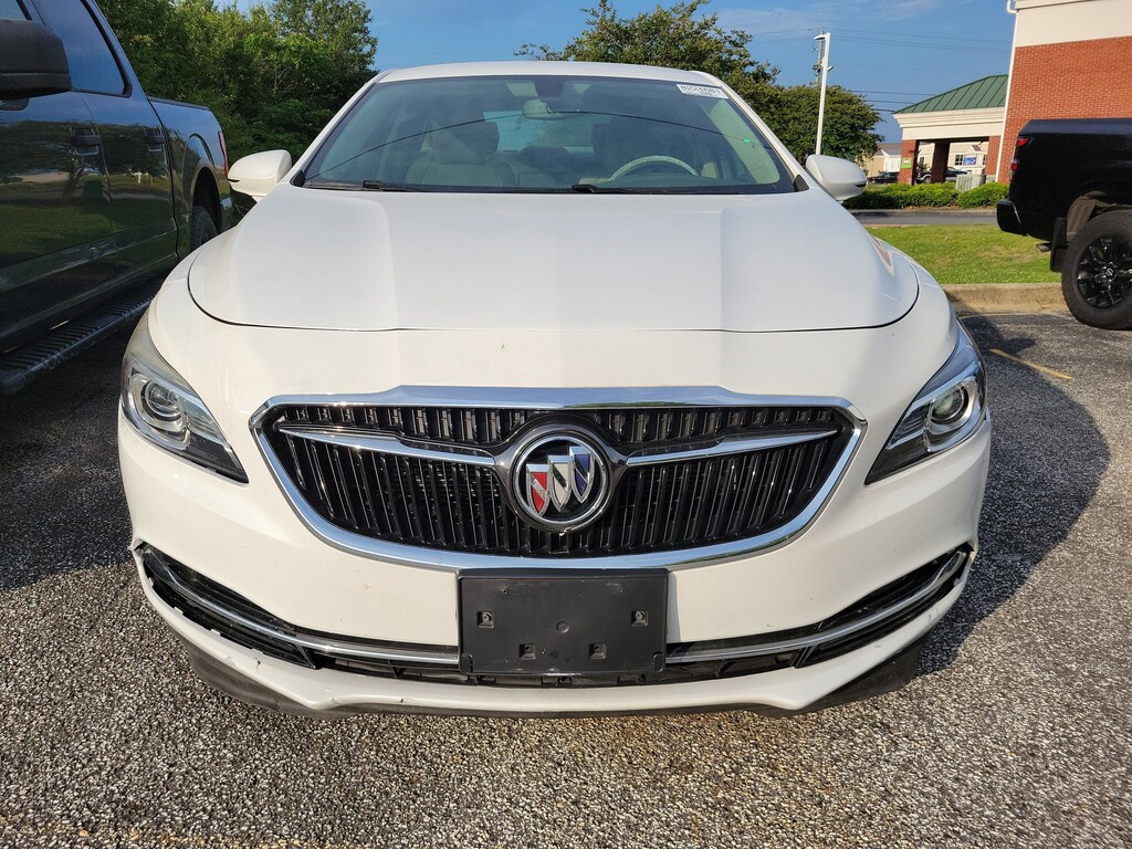 Used 2017 Buick LaCrosse Essence Sedan