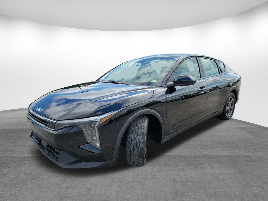 Used 2025 Kia K4 LXS Sedan