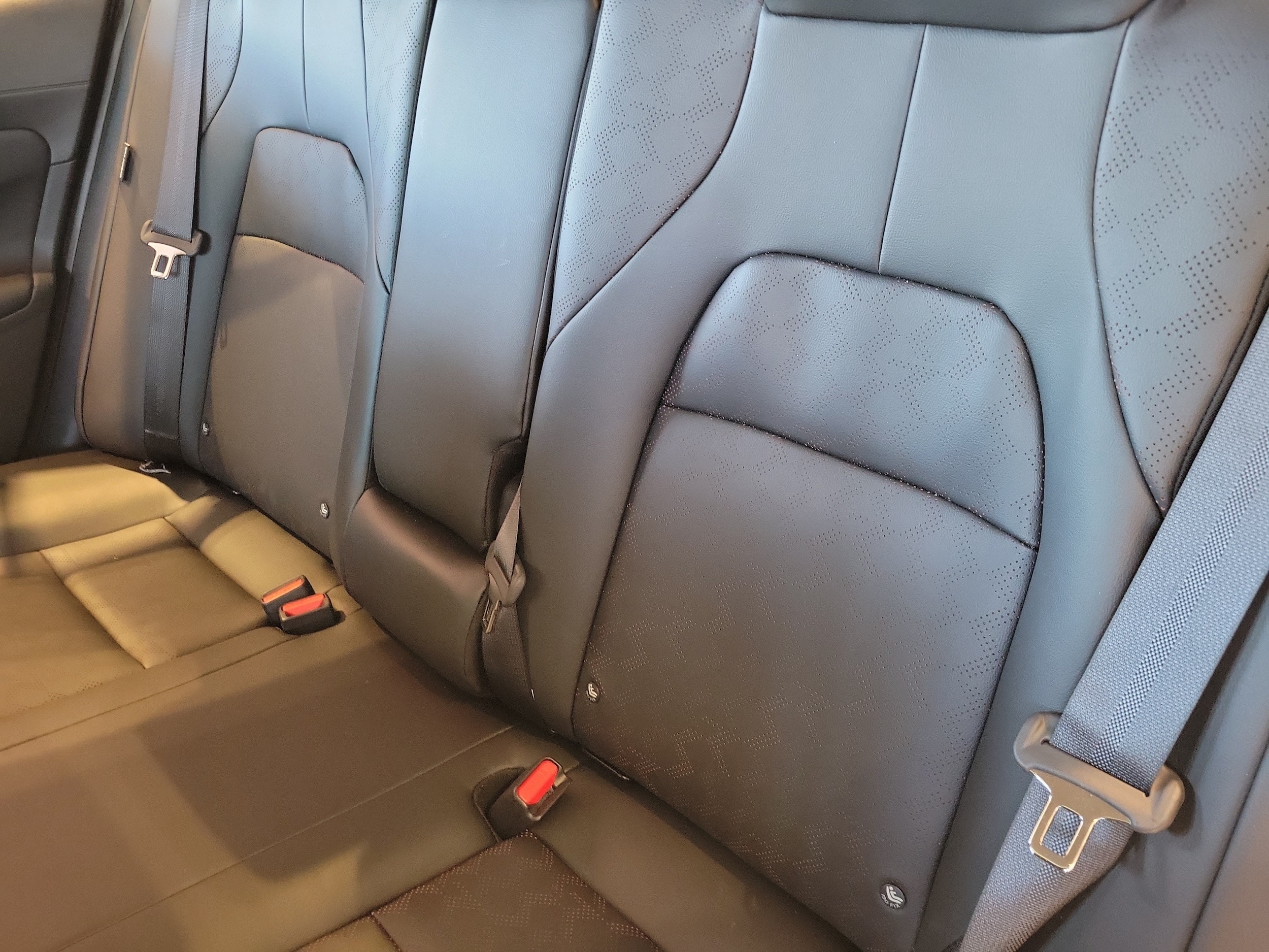 2026 Nissan Sentra SR - Photo 13