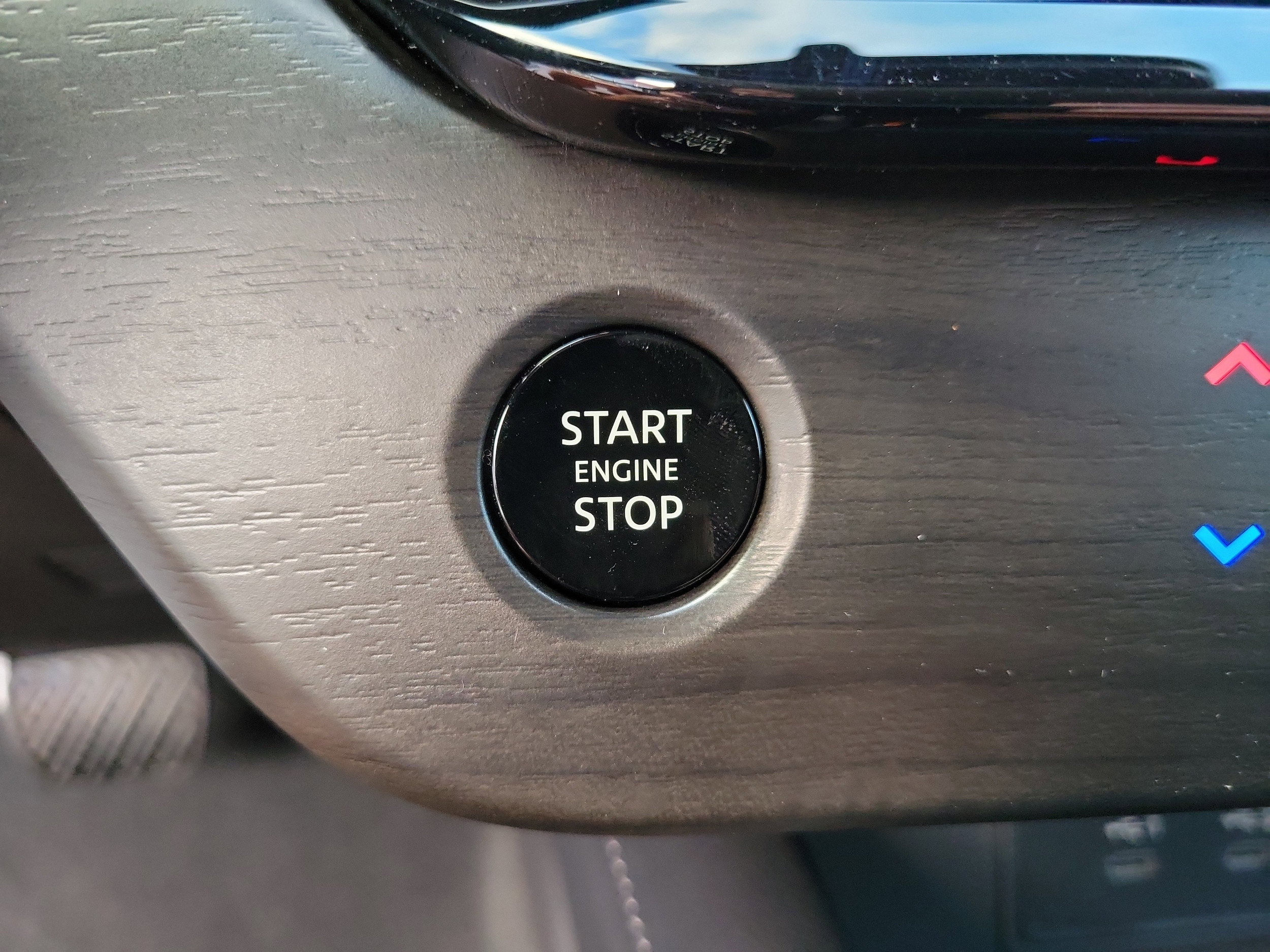2025 Nissan Murano SV - Photo 27