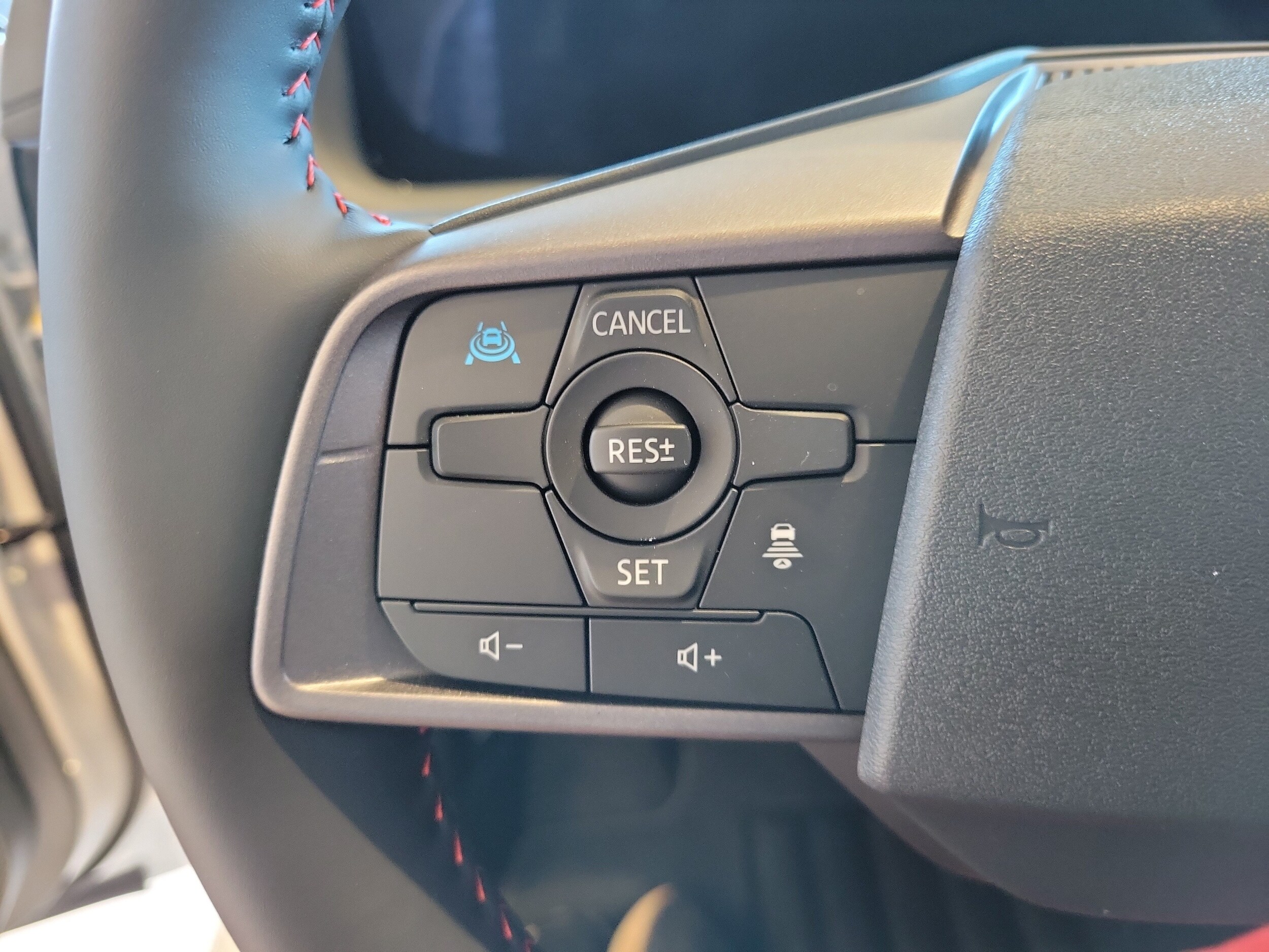 2026 Nissan Sentra SR - Photo 21