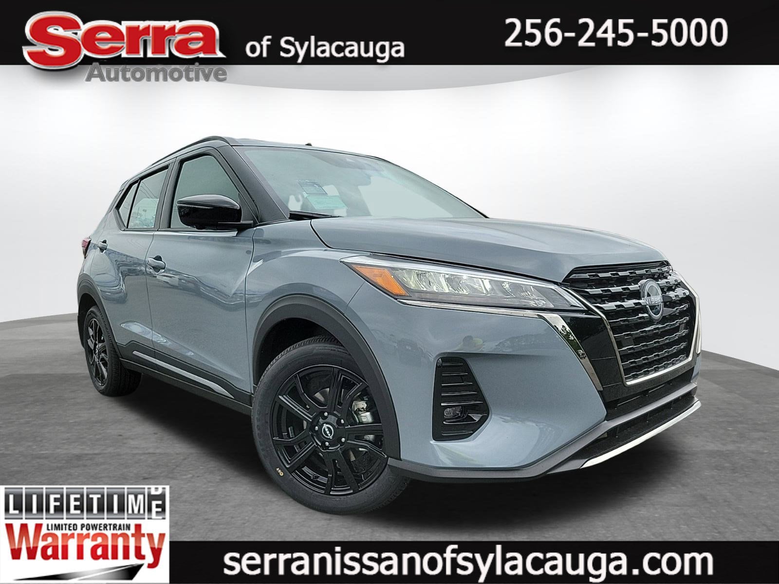 2024 Nissan Kicks SR's photo