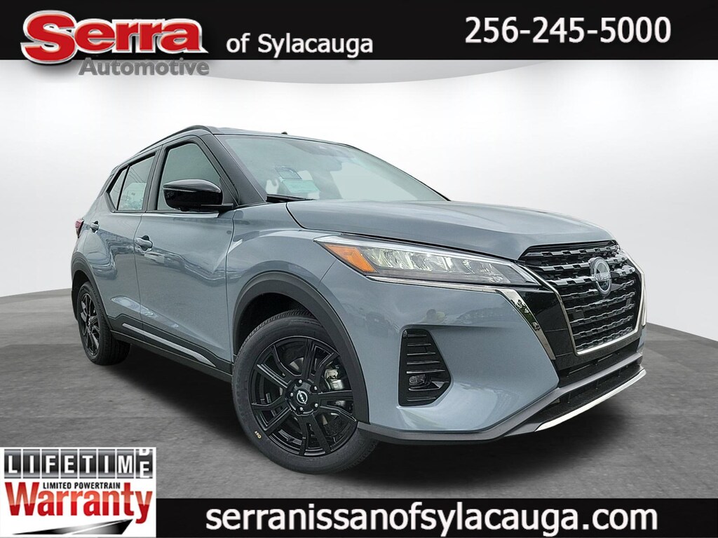 New 2024 Nissan Kicks SR SUV