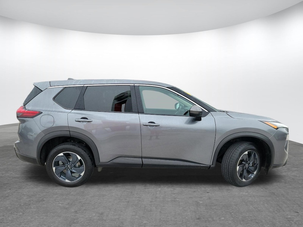 Used 2025 Nissan Rogue SV SUV