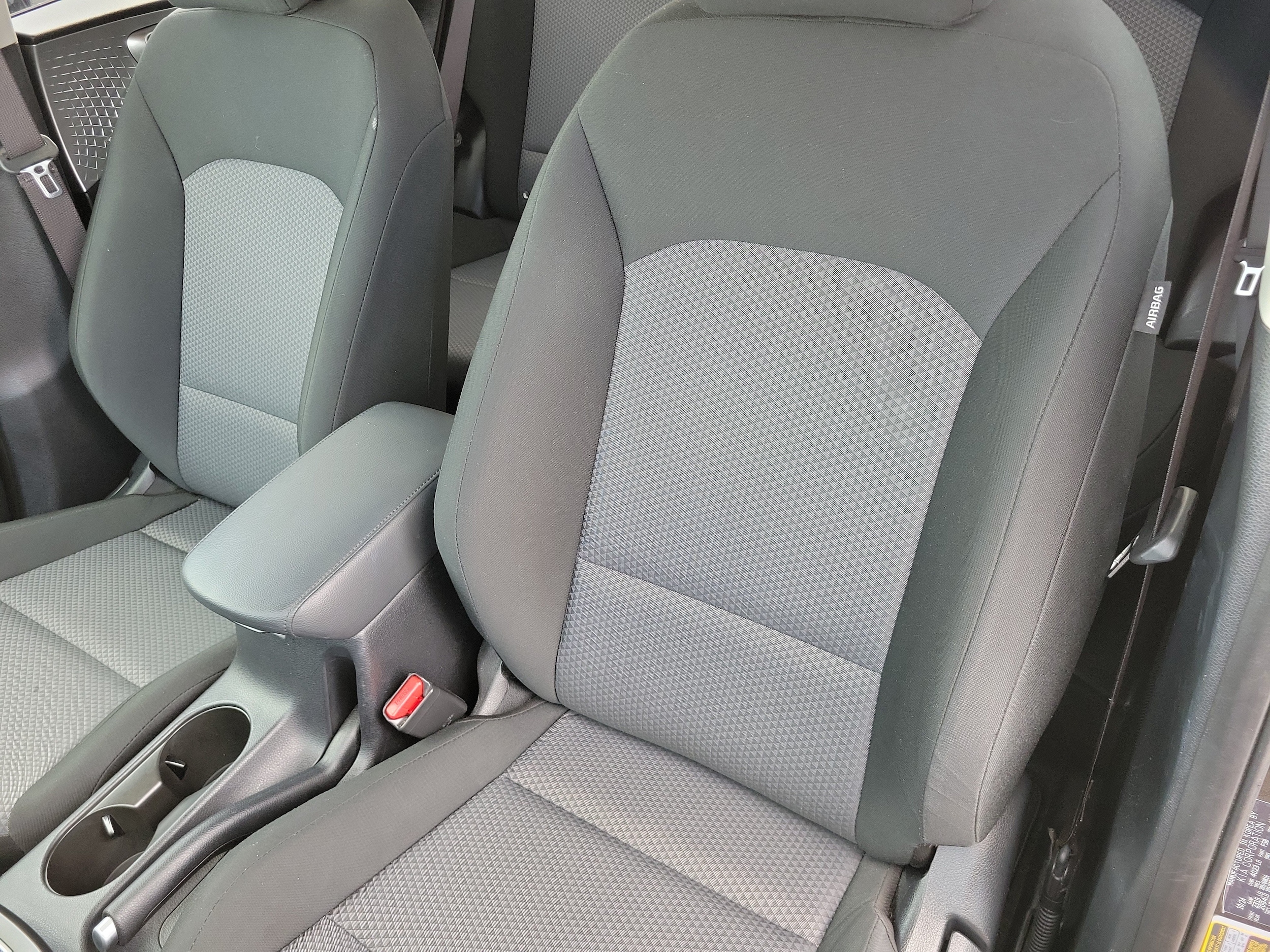 2025 Kia Soul LX - Photo 11