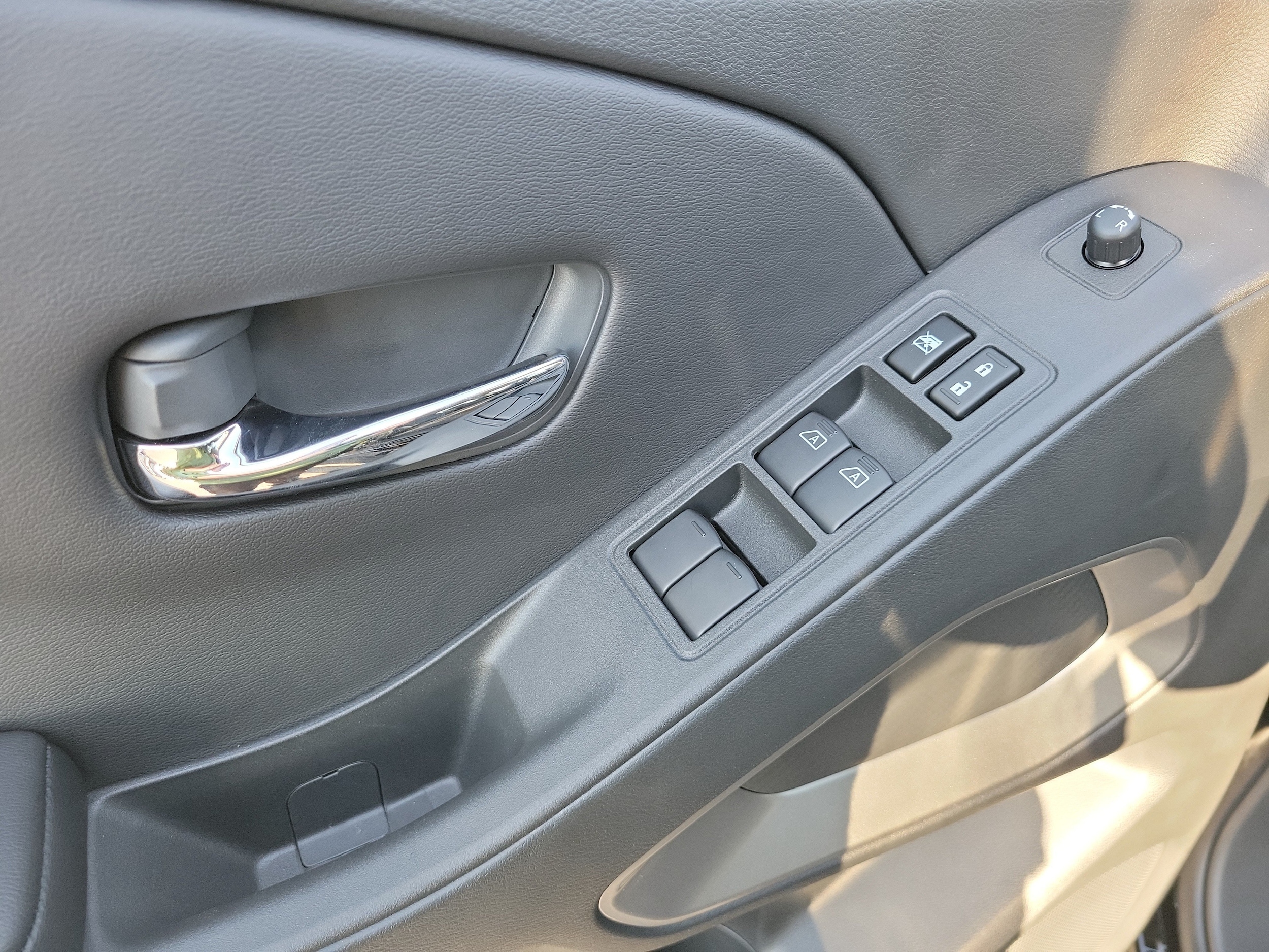2026 Nissan Frontier SV - Photo 15