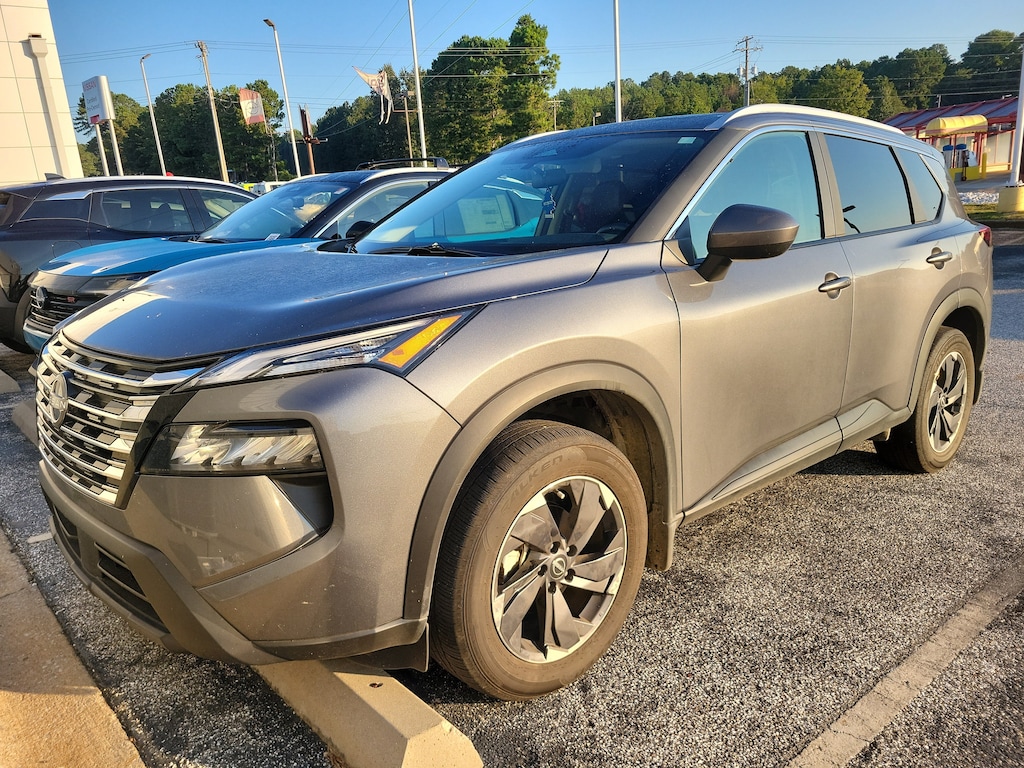 Used 2025 Nissan Rogue SV SUV