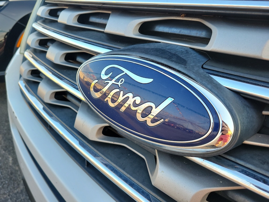 Used 2016 Ford Explorer XLT SUV
