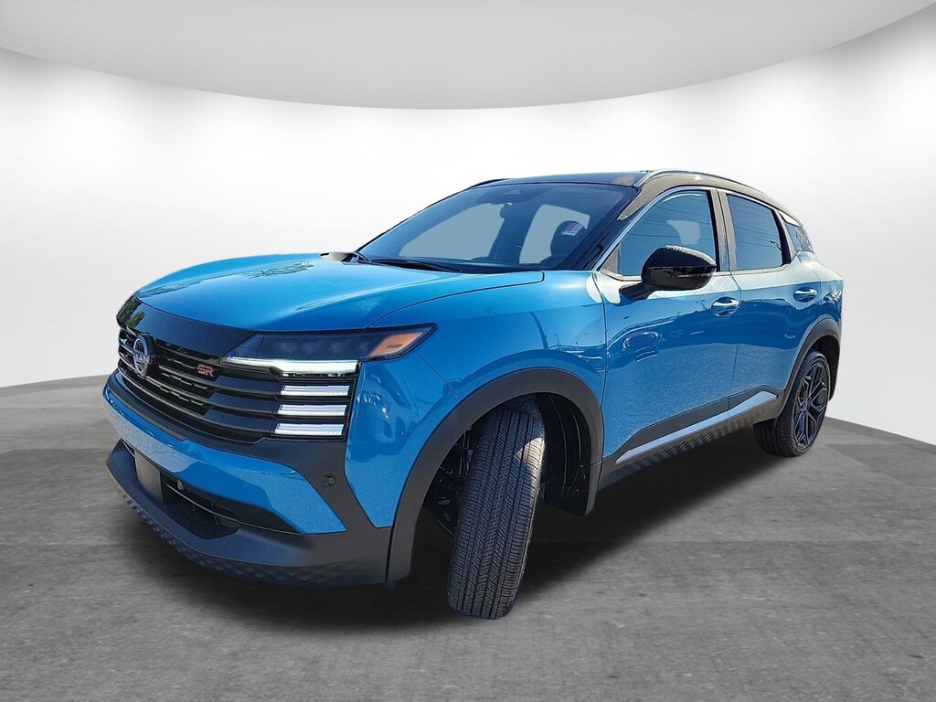 New 2025 Nissan Kicks SR SUV