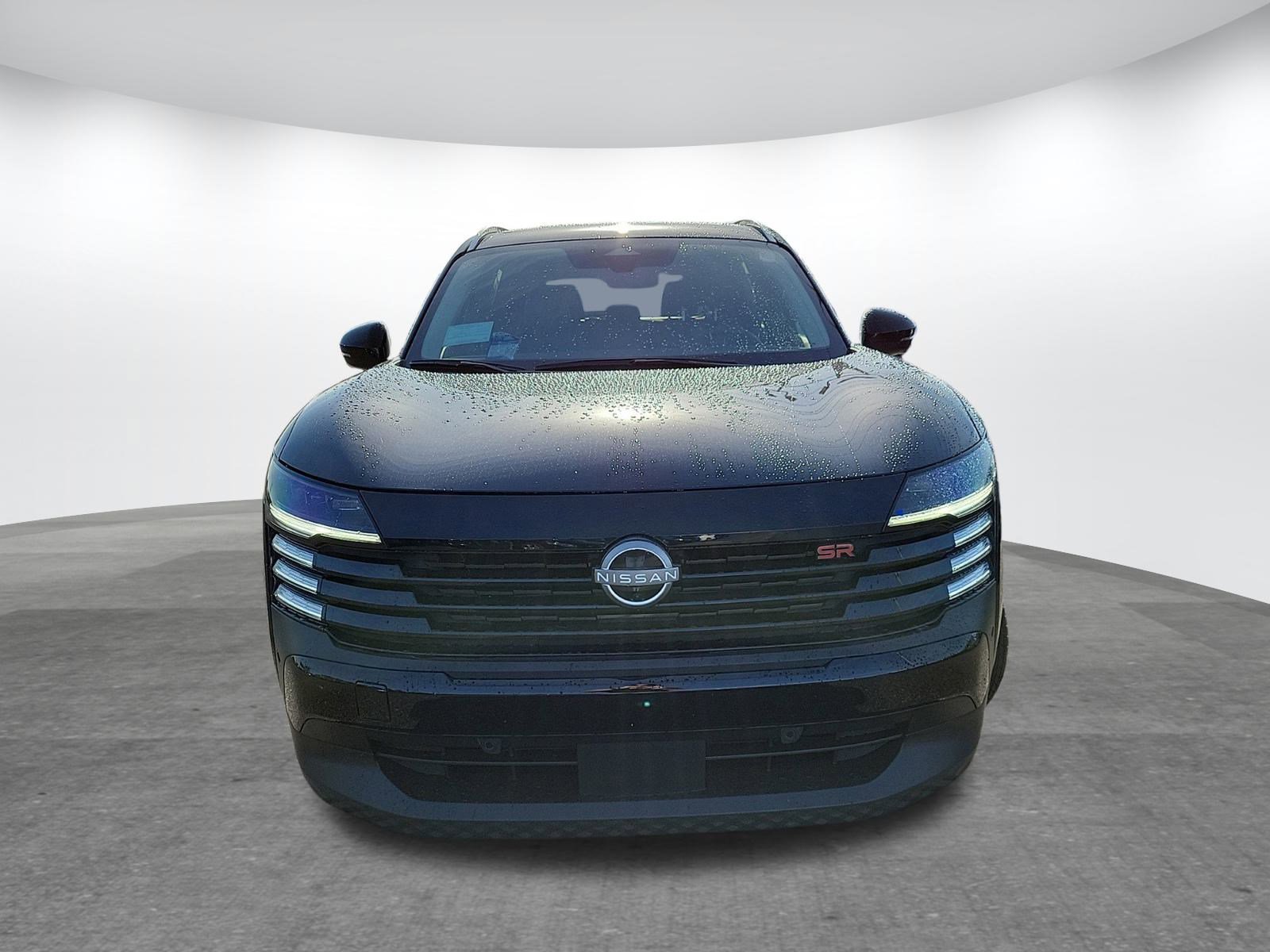 2025 Nissan Kicks SR photo 2