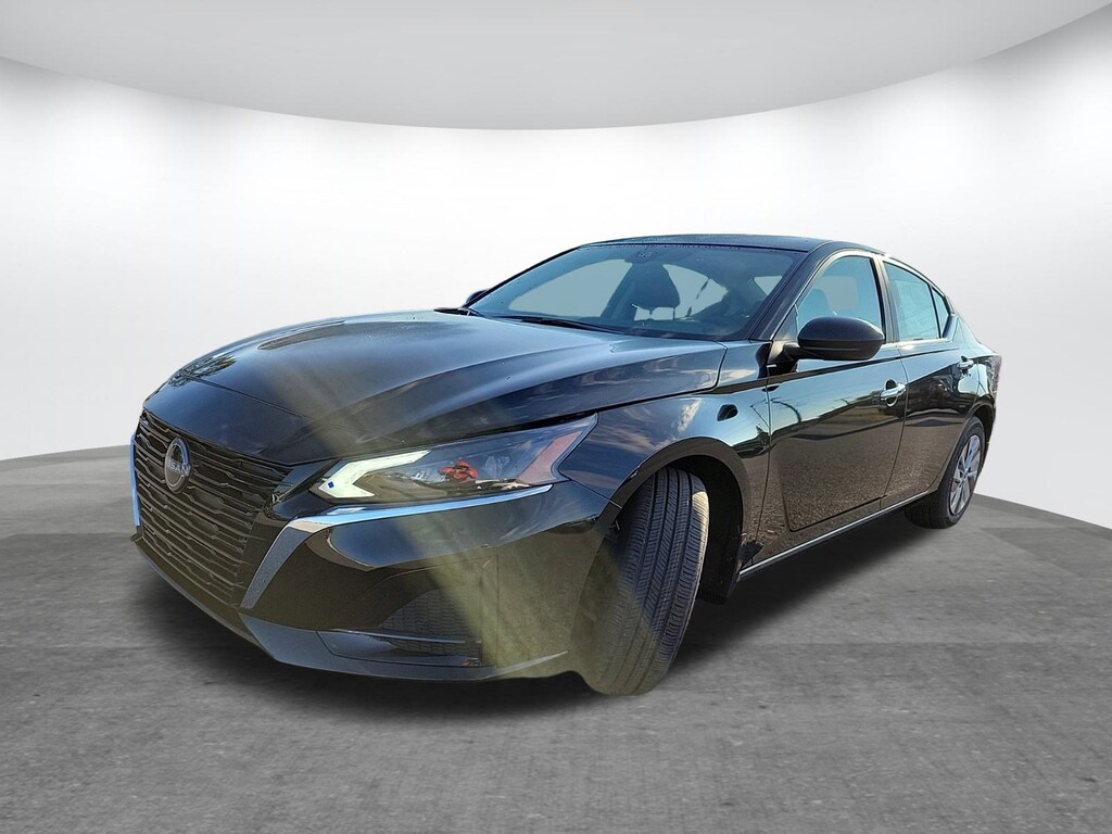 New 2025 Nissan Altima S Sedan