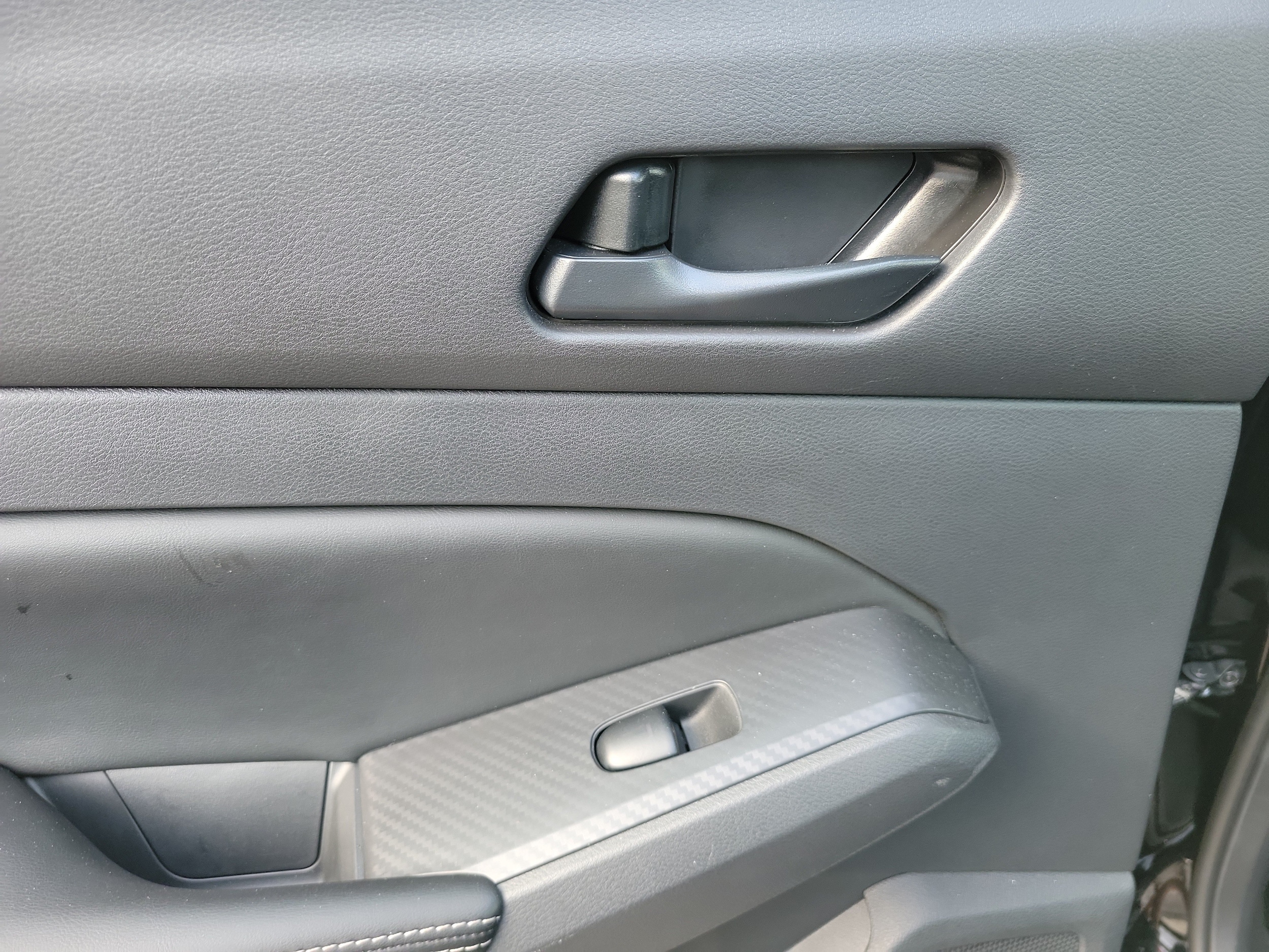 2025 Nissan Altima SV - Photo 25