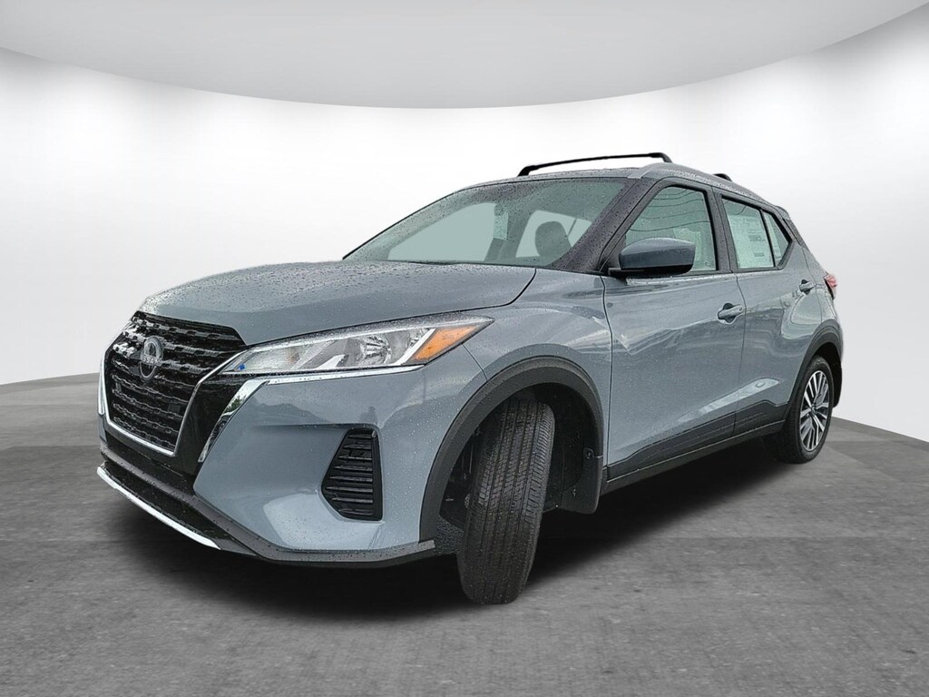 New 2024 Nissan Kicks SV SUV
