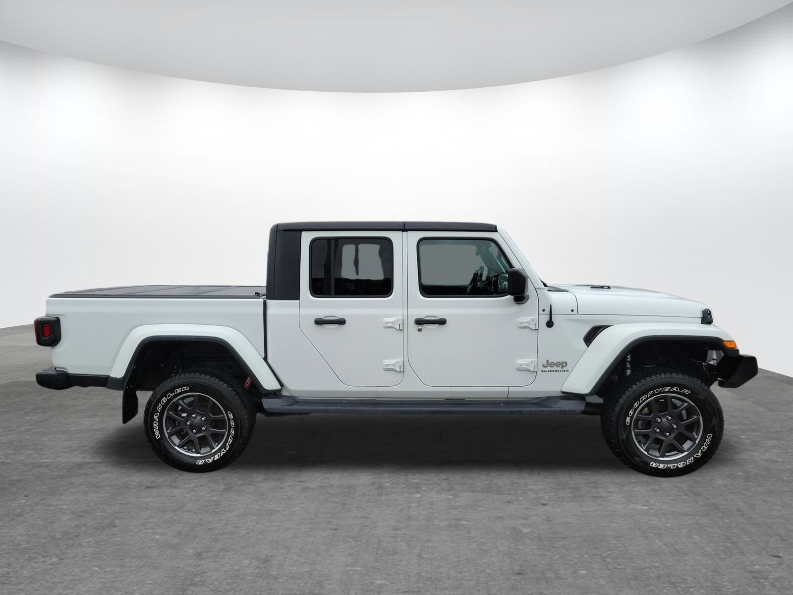 2021 Jeep Gladiator Overland photo 4