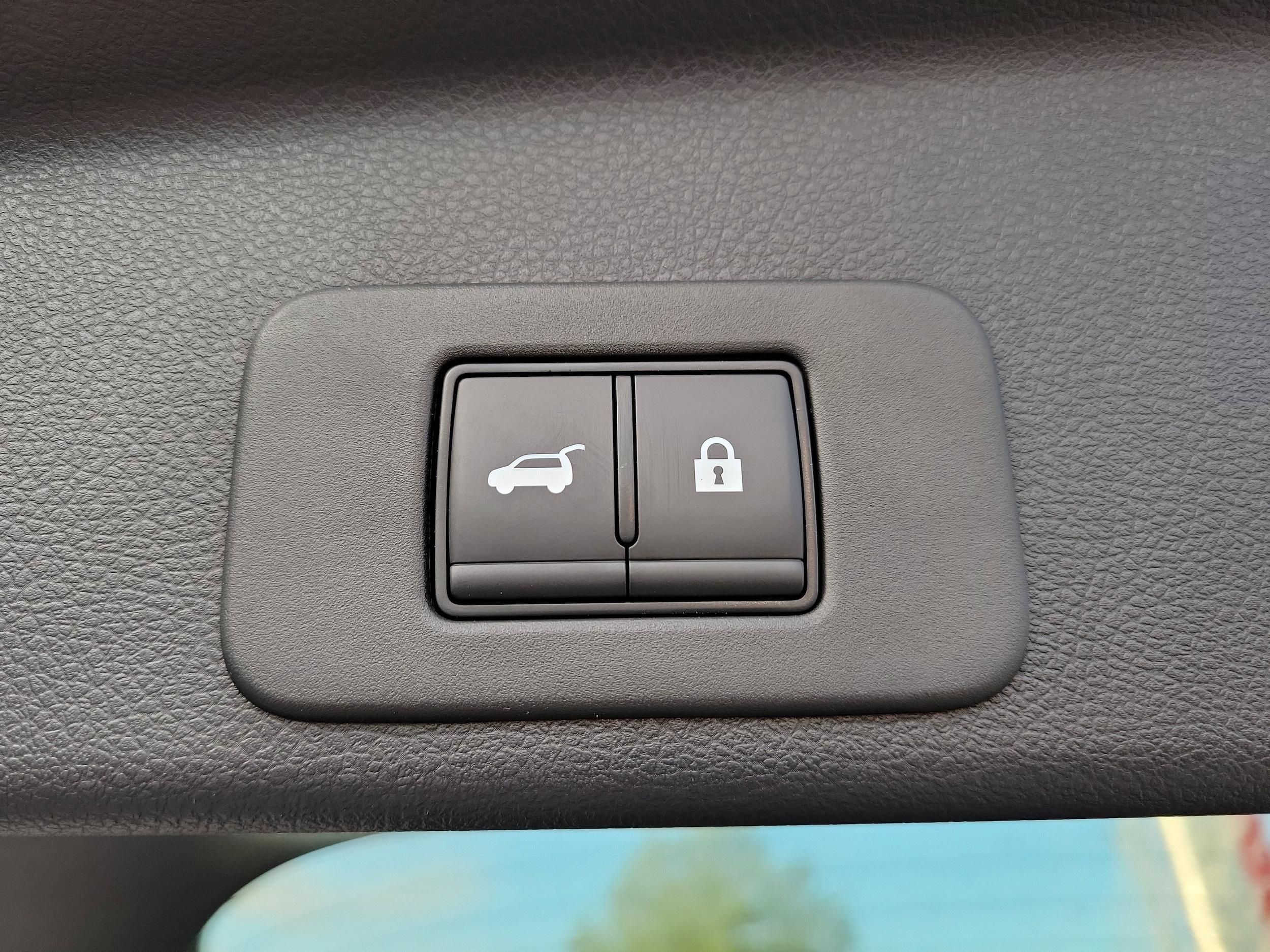 2025 Nissan Murano SV - Photo 11