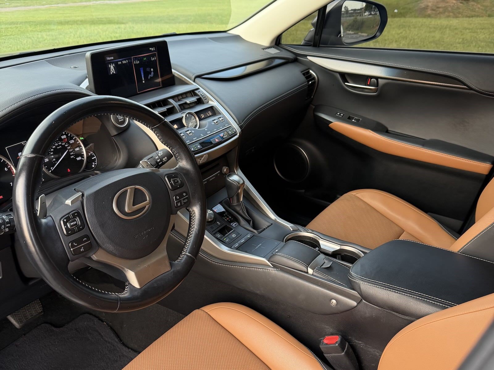 2019 Lexus NX 300 - Photo 8