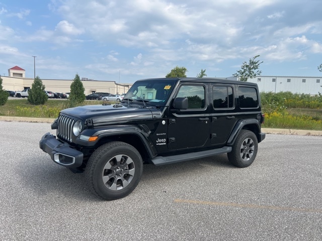 Used 2019 Jeep Wrangler Unlimited Sahara with VIN 1C4HJXEN2KW505020 for sale in Saginaw, MI