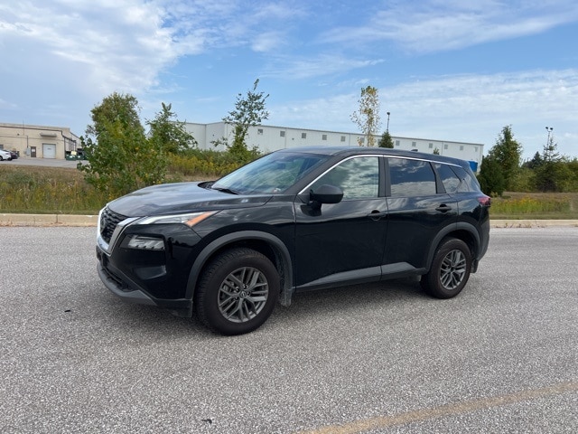 Used 2023 Nissan Rogue S with VIN 5N1BT3AB9PC775063 for sale in Saginaw, MI