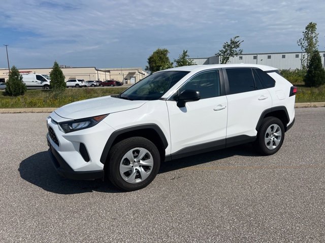 Used 2022 Toyota RAV4 LE with VIN 2T3F1RFV9NW277585 for sale in Saginaw, MI