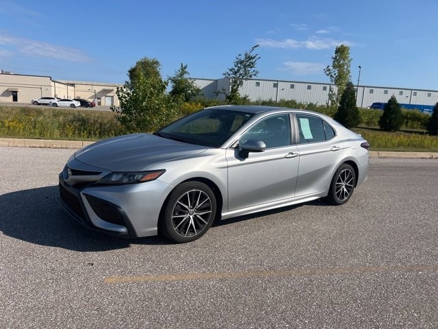 Certified 2021 Toyota Camry SE with VIN 4T1G11BK5MU045493 for sale in Saginaw, MI