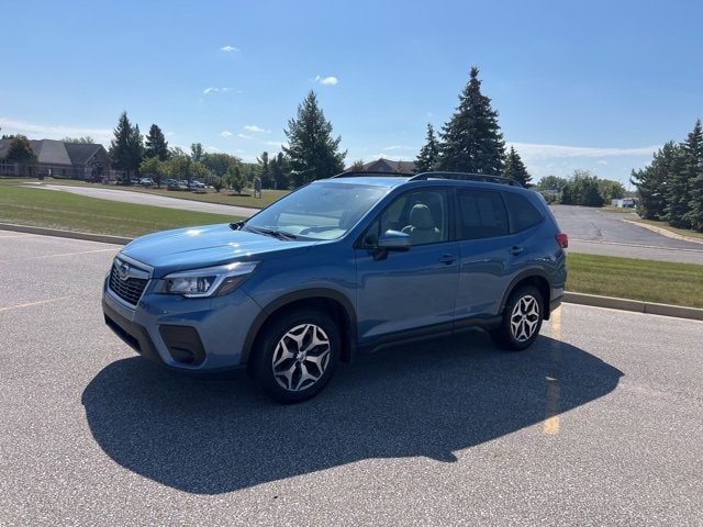 Used 2020 Subaru Forester Premium with VIN JF2SKAGC0LH596131 for sale in Saginaw, MI