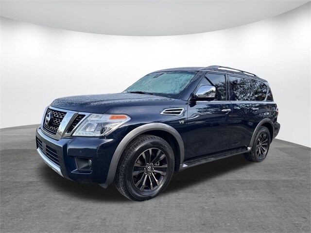 2017 Nissan Armada Platinum photo 2