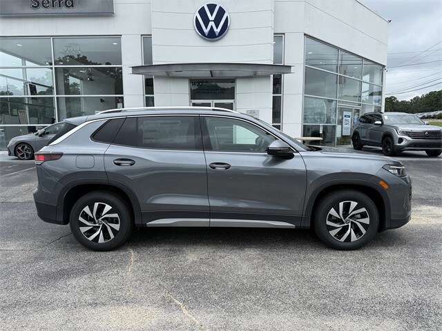 2026 Volkswagen Tiguan S photo 4