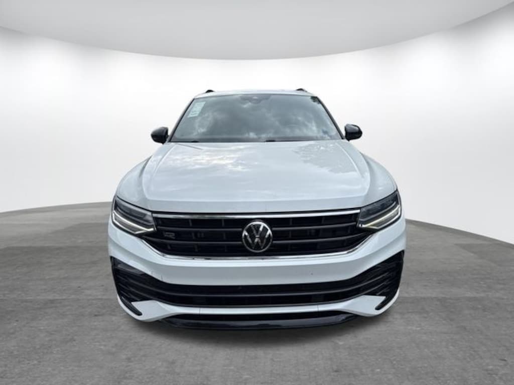 Used 2023 Volkswagen Tiguan 2.0T SE R-Line Black SUV