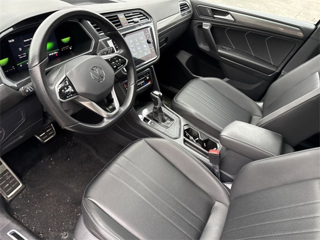 Used 2023 Volkswagen Tiguan 2.0T SE R-Line Black SUV
