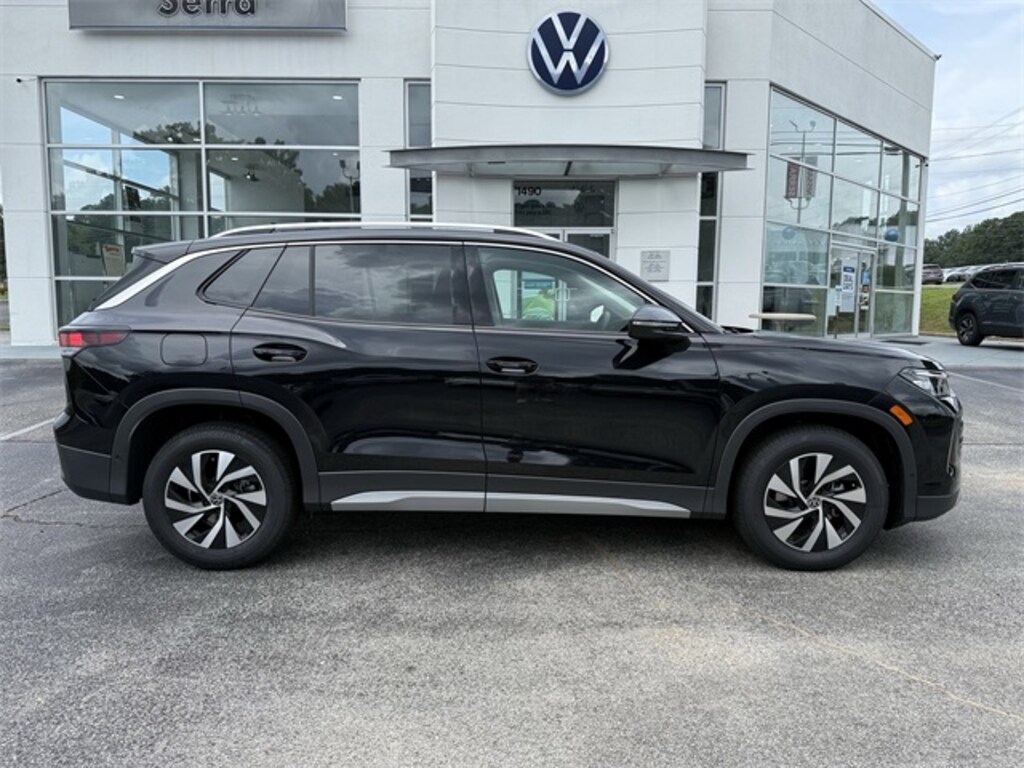 New 2026 Volkswagen Tiguan 2.0T S SUV