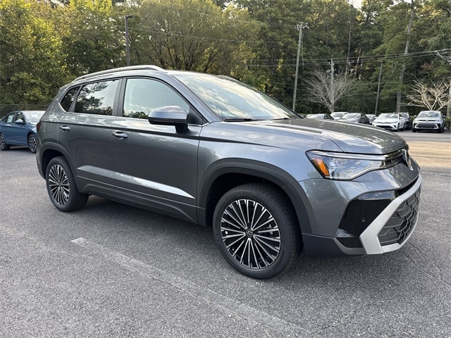 2025 Volkswagen Taos SE