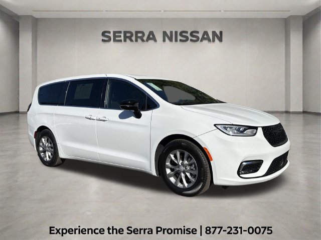 2026 Chrysler Pacifica