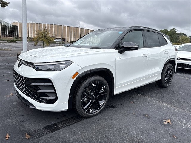 2026 Volkswagen Tiguan SE R-Line Black photo 2