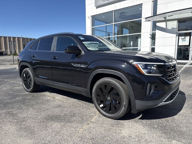 2026 Volkswagen Atlas Cross Sport 2.0T SE w/Tech 4MOTION's photo