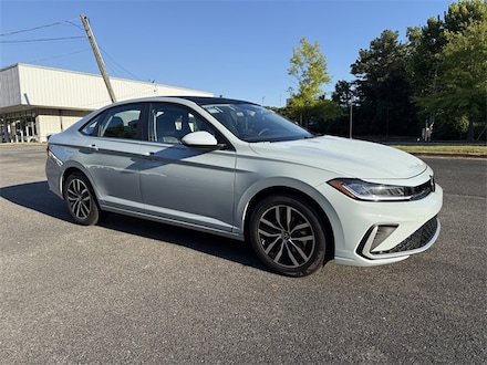 2025 Volkswagen Jetta 1.5T SE Sedan