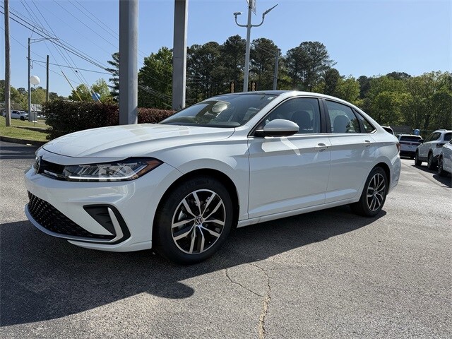 2025 Volkswagen Jetta 1.5T SE photo 2