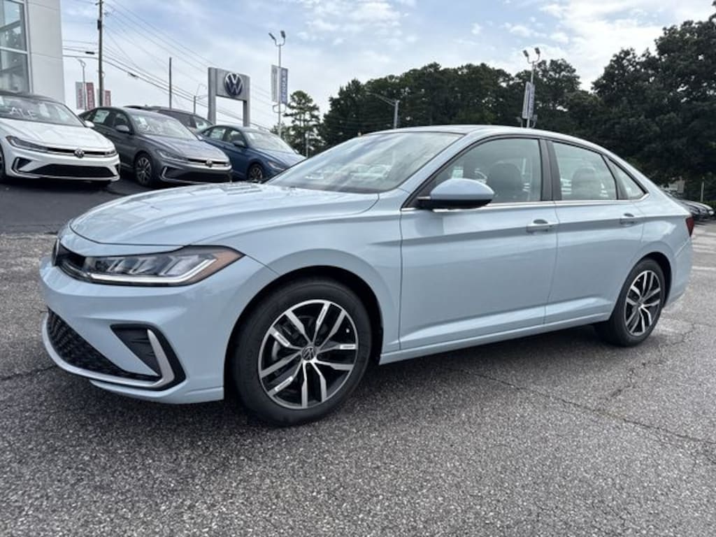 New 2026 Volkswagen Jetta 1.5T SE Sedan