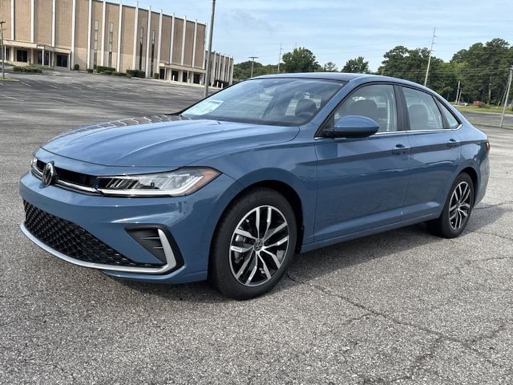 New 2026 Volkswagen Jetta 1.5T SE Sedan