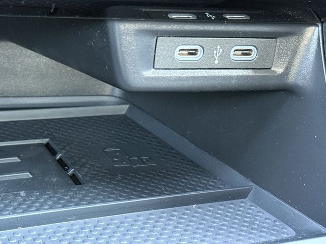 2025 Volkswagen Jetta SE - Photo 22