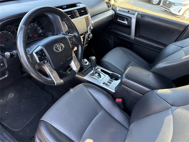 2021 Toyota 4Runner SR5 Premium photo 4
