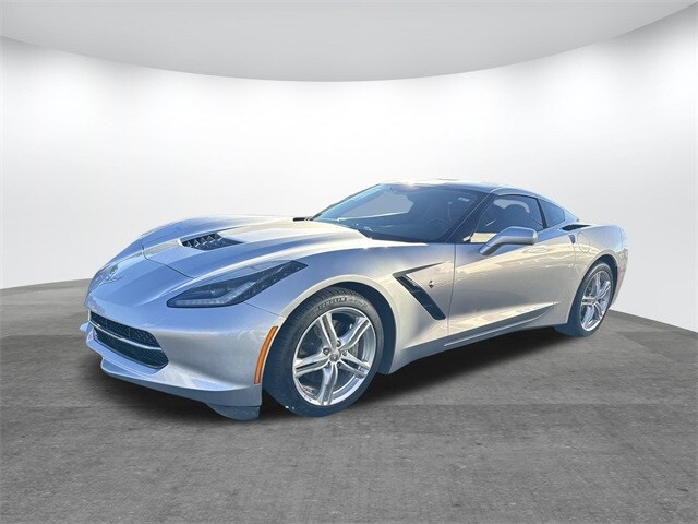 2017 Chevrolet Corvette Stingray 1LT photo 2