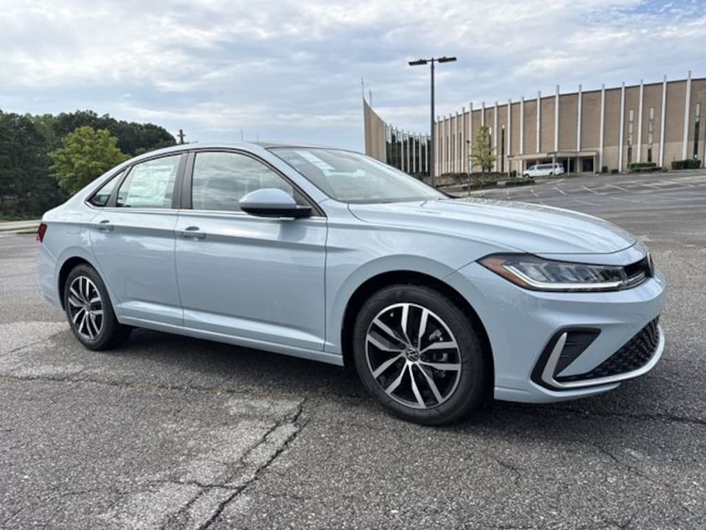 New 2026 Volkswagen Jetta 1.5T SE Sedan