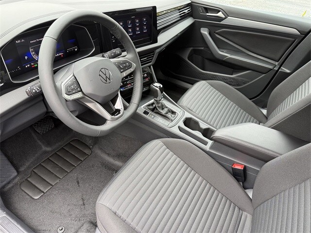 2026 Volkswagen Jetta 1.5T S photo 4